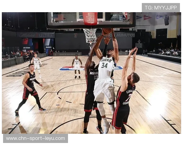 第三节独取21分！华子单节接管比赛掀翻爵士